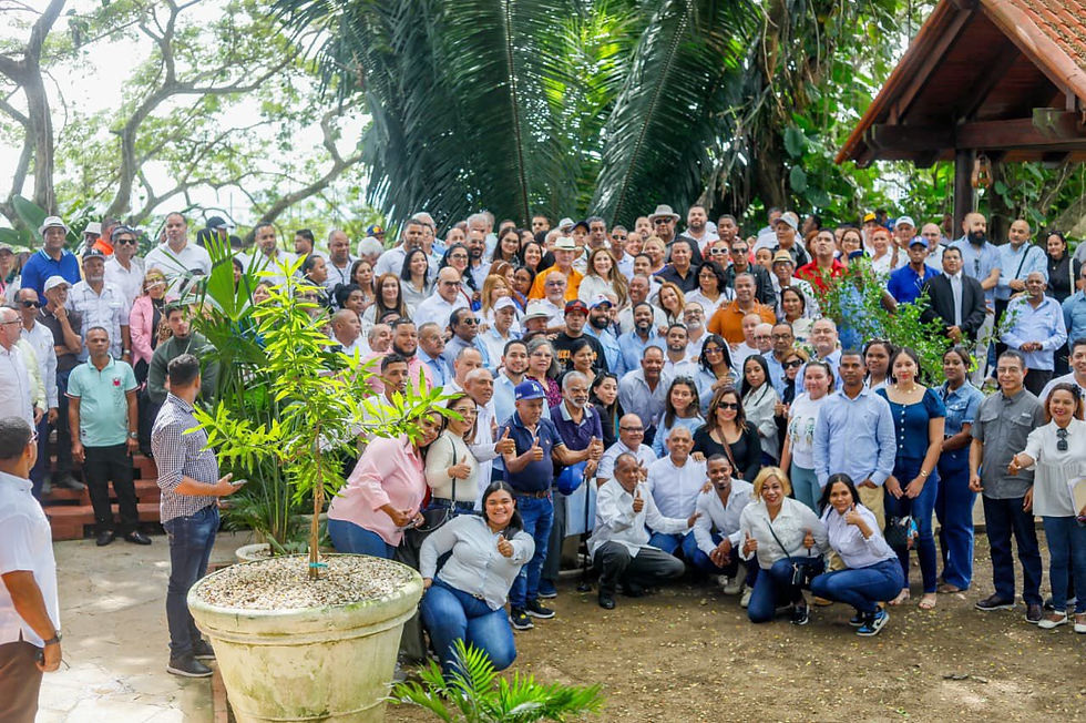 La provincia de Santiago manifestó su respaldo total y firme a la candidatura presidencial de Carolina Mejía, destacando su liderazgo, capacidad de gestión y compromiso con el desarrollo democrático y social del país.