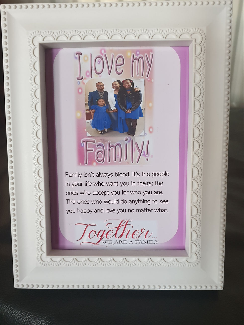 Thumbnail: Family photo certificate in frame 