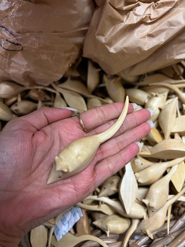 Mouse carving ornament 1PCS