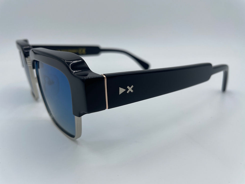 Miniatura: XLAB FRASER