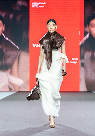TWO AWARDS AT THE LAB OF MITTELMODA COMPETITION, 2024
Awarded first place in the prestigious "The Innovation Main Award" and "The Italian Leather Award", sponsored by Lineapelle. The final was held in Milan.