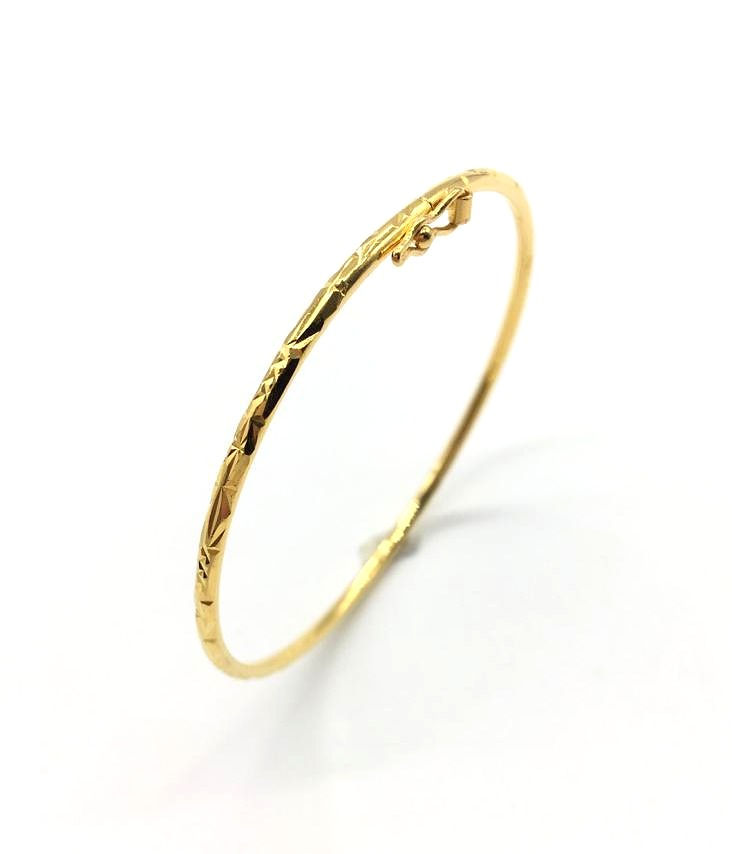 Thumbnail: LYLA BANGLE