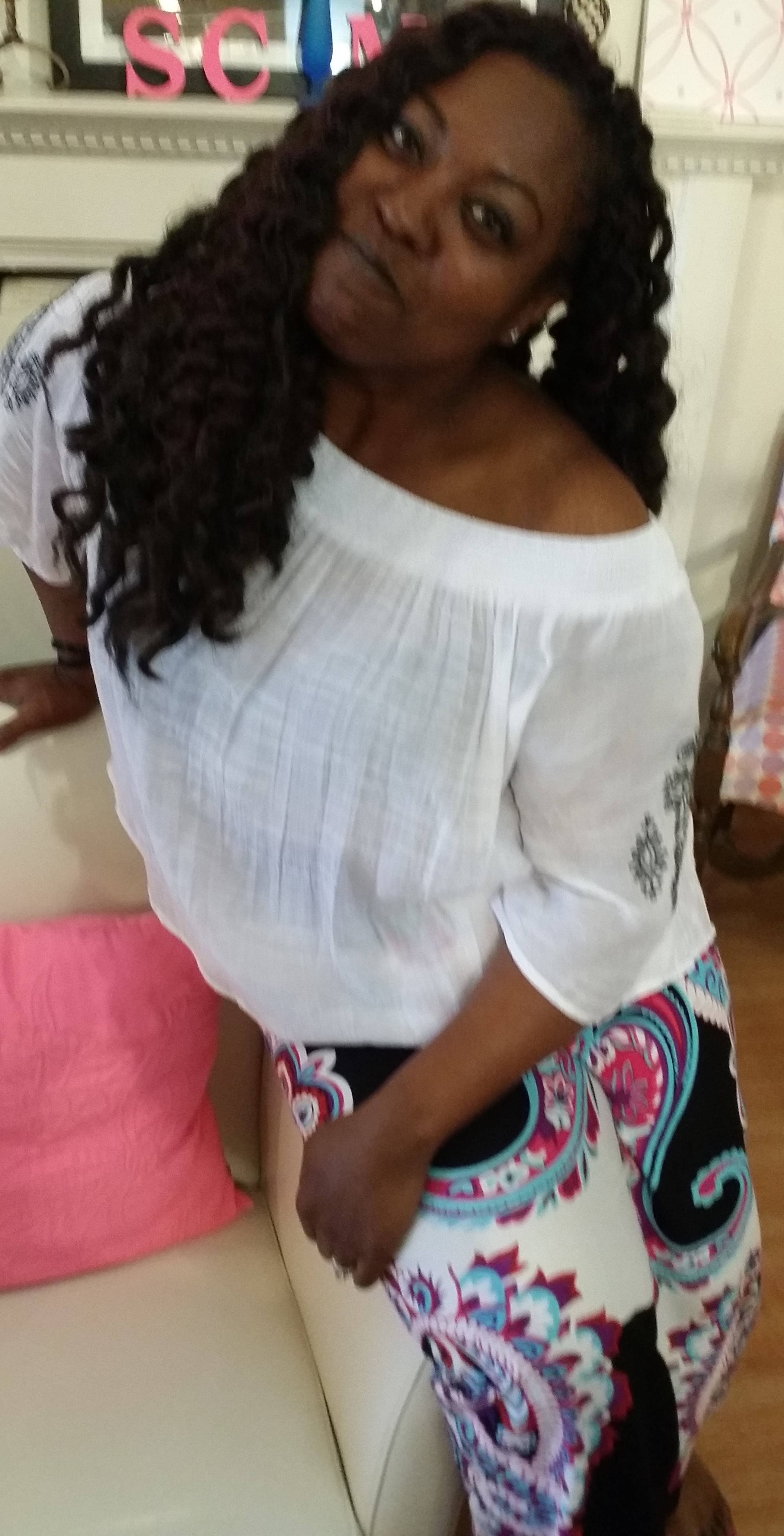 White top-floral pants2