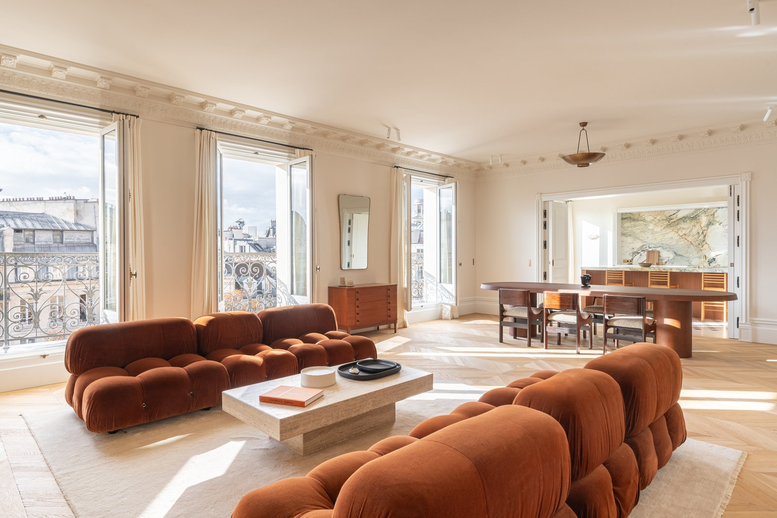 SAINT-GERMAIN