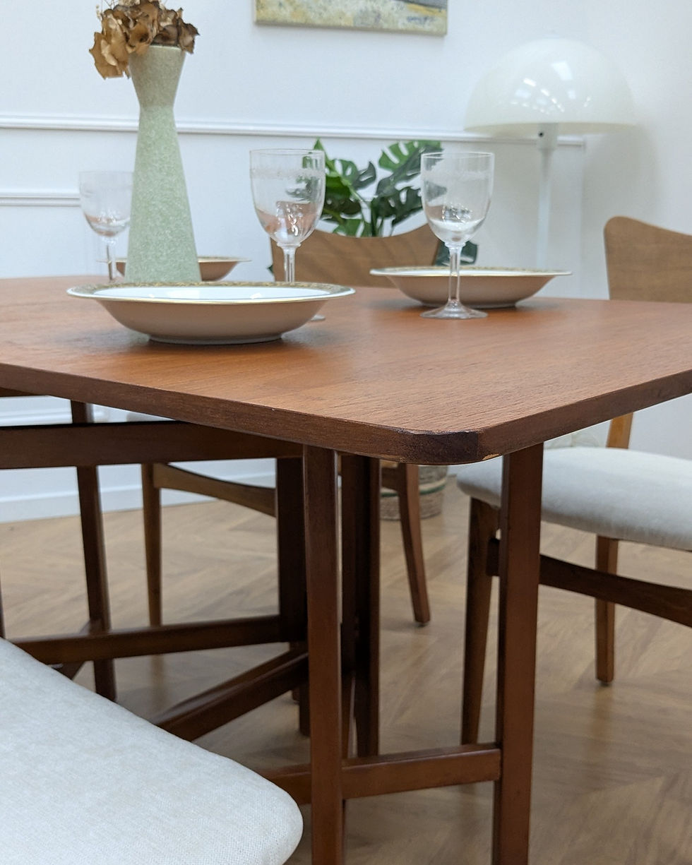 Miniature : Table pliable ancienne d'occasion