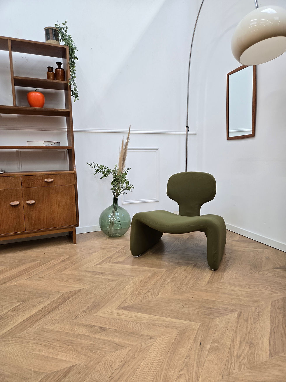 Miniature : Fauteuil design Djinn par Olivier mourgue couleur kaki
