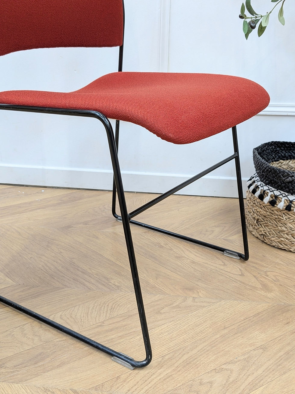 Paire de Chaises 40/4 David Rowland Vintage bordeaux
