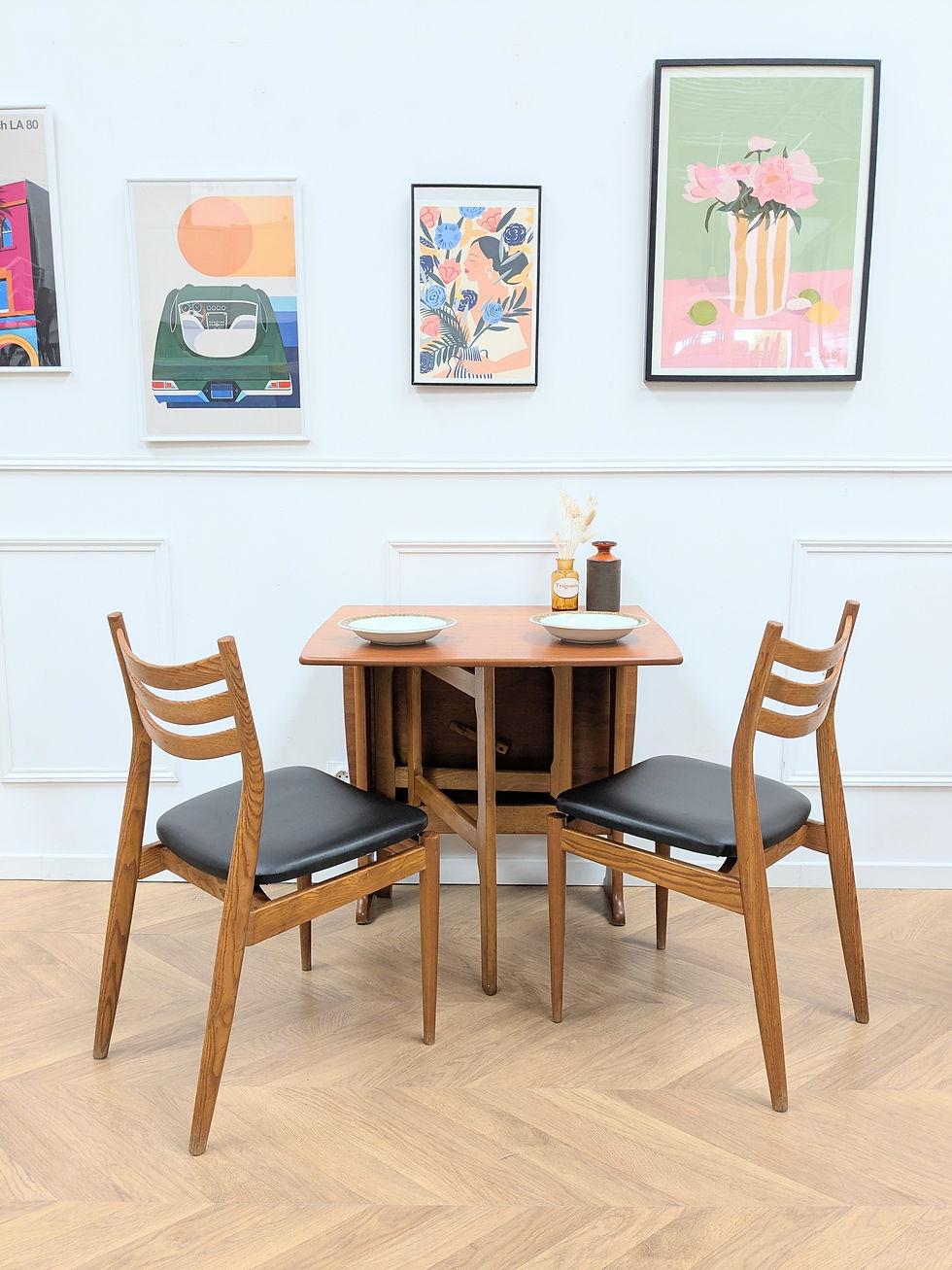 Thumbnail: Table pliante pour les petits espaces dans une cuisine