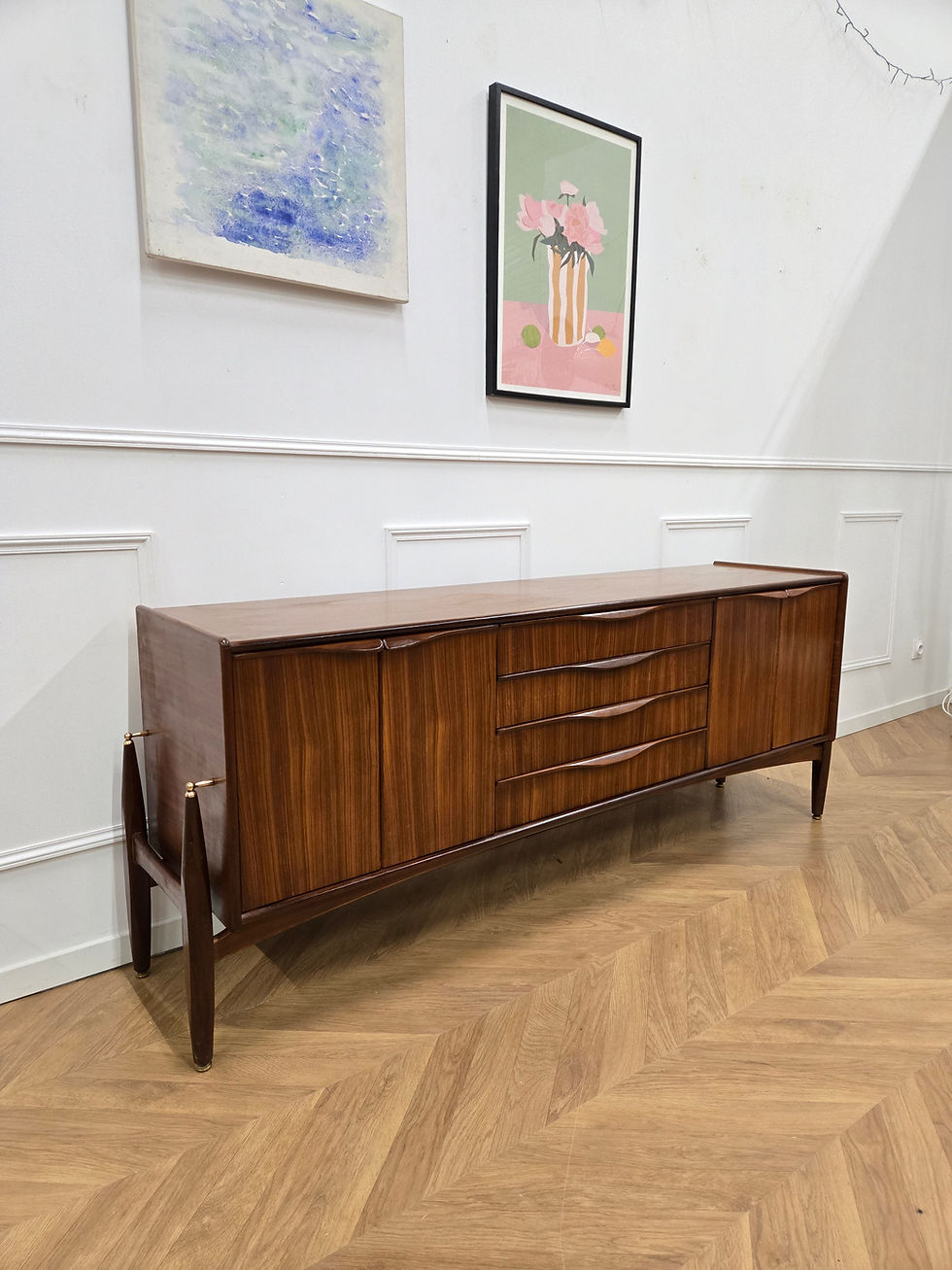 Thumbnail: Enfilade vintage scandinave "Stjernestøv" en bois