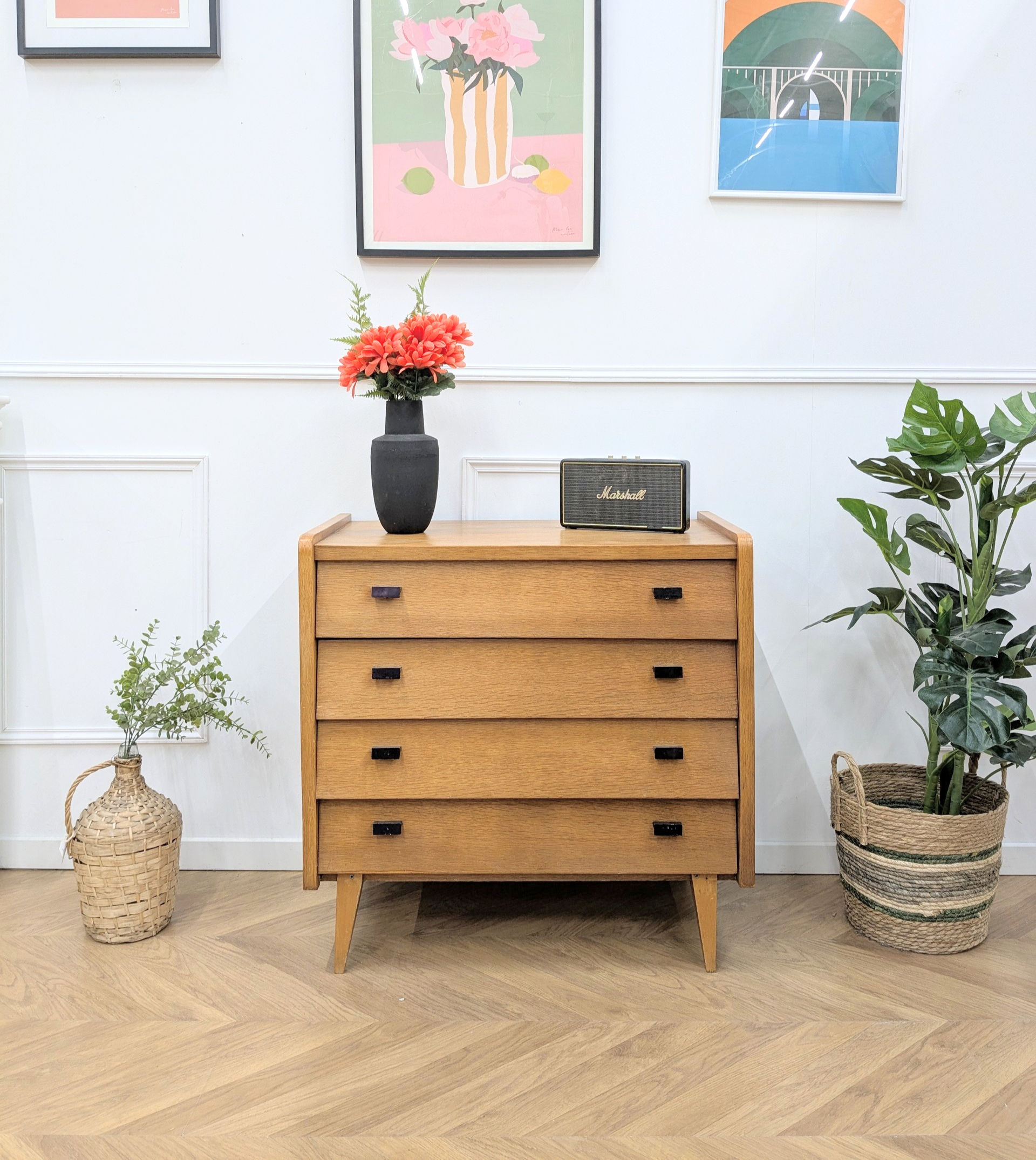 Vintage 1960s chest of drawers