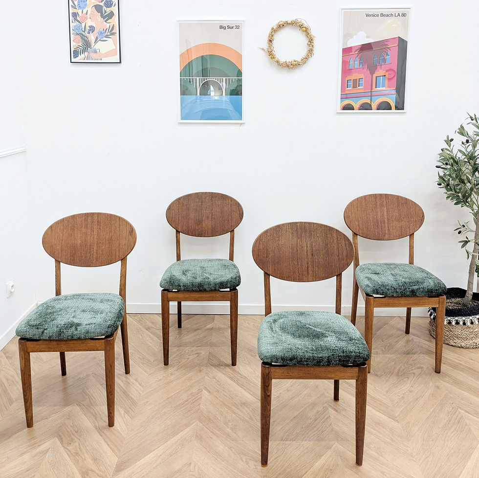 Chaise mid-century en teck et tissus vert d'occasion