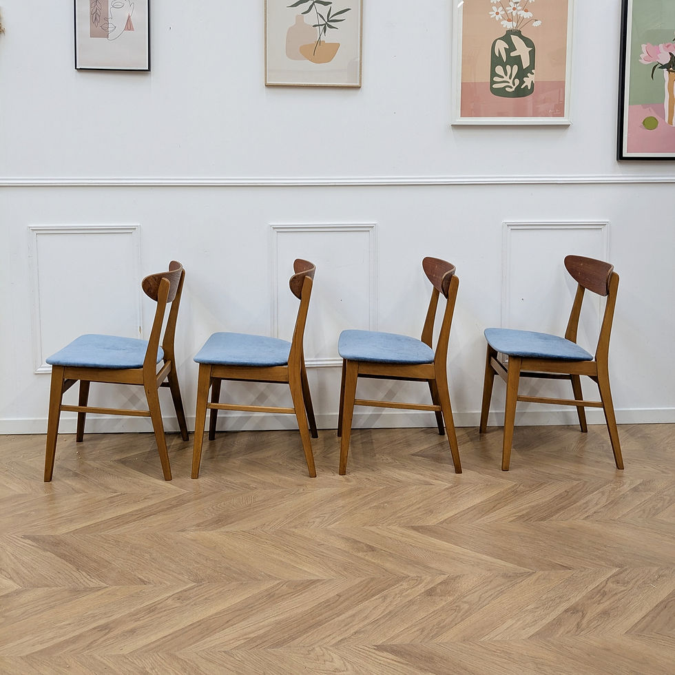 Thumbnail: 4 chaises Farstrup modèle 210 en bois