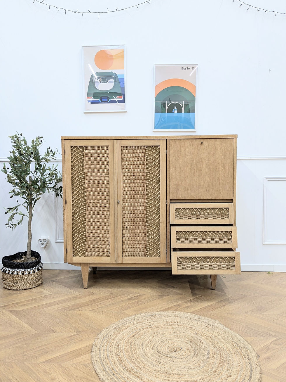 Miniature : Armoire rotin vintage en chêne