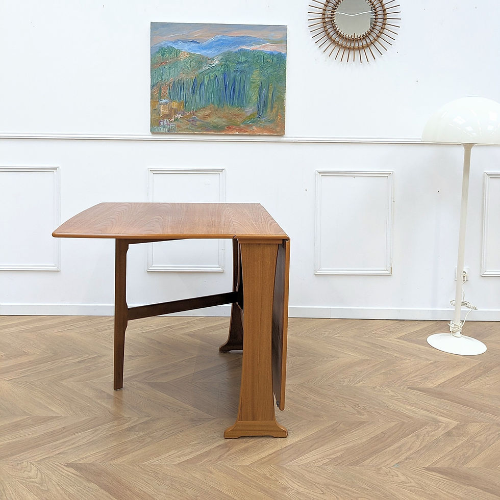 Miniature : Table à rabats moderniste