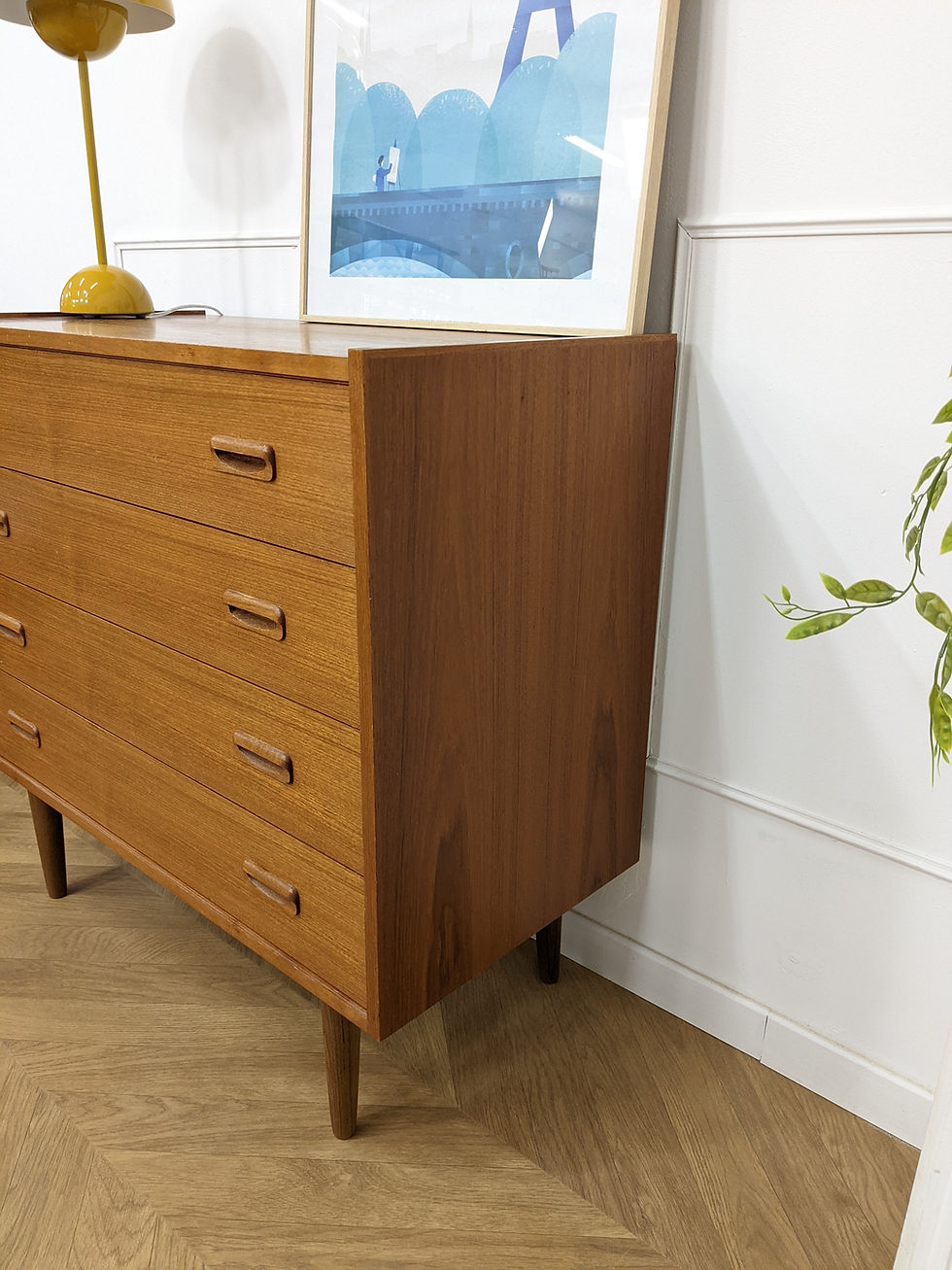 Thumbnail: Commode vintage 1960