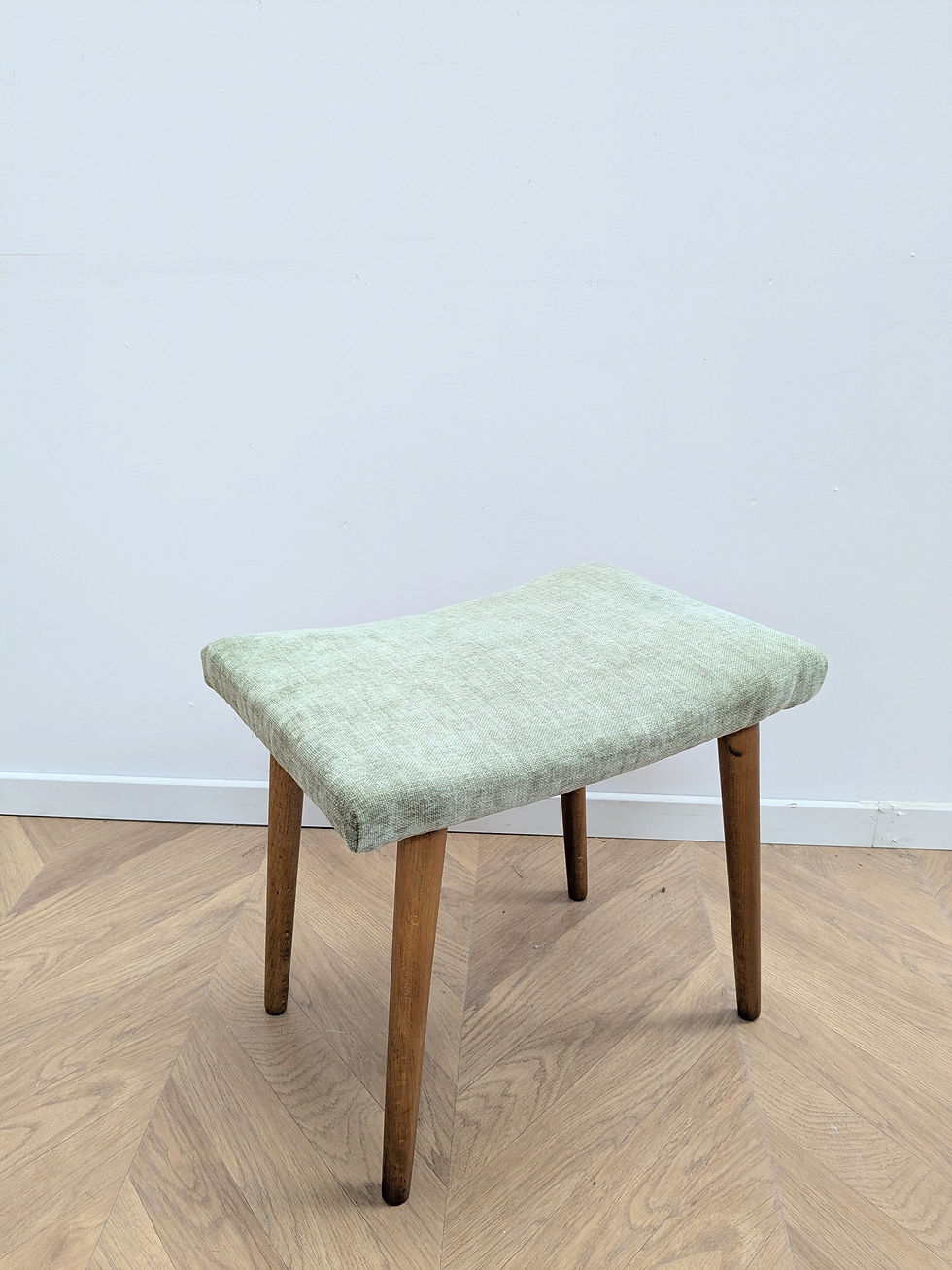 Miniature : Repose-pieds danois retapissé vert sauge, années 60