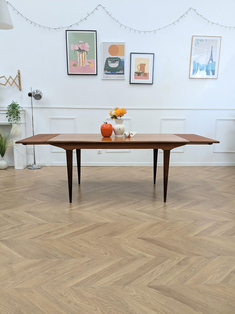 Thumbnail: Table en teck 60s