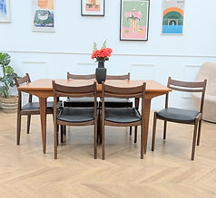 Série de 6 chaises scandinaves