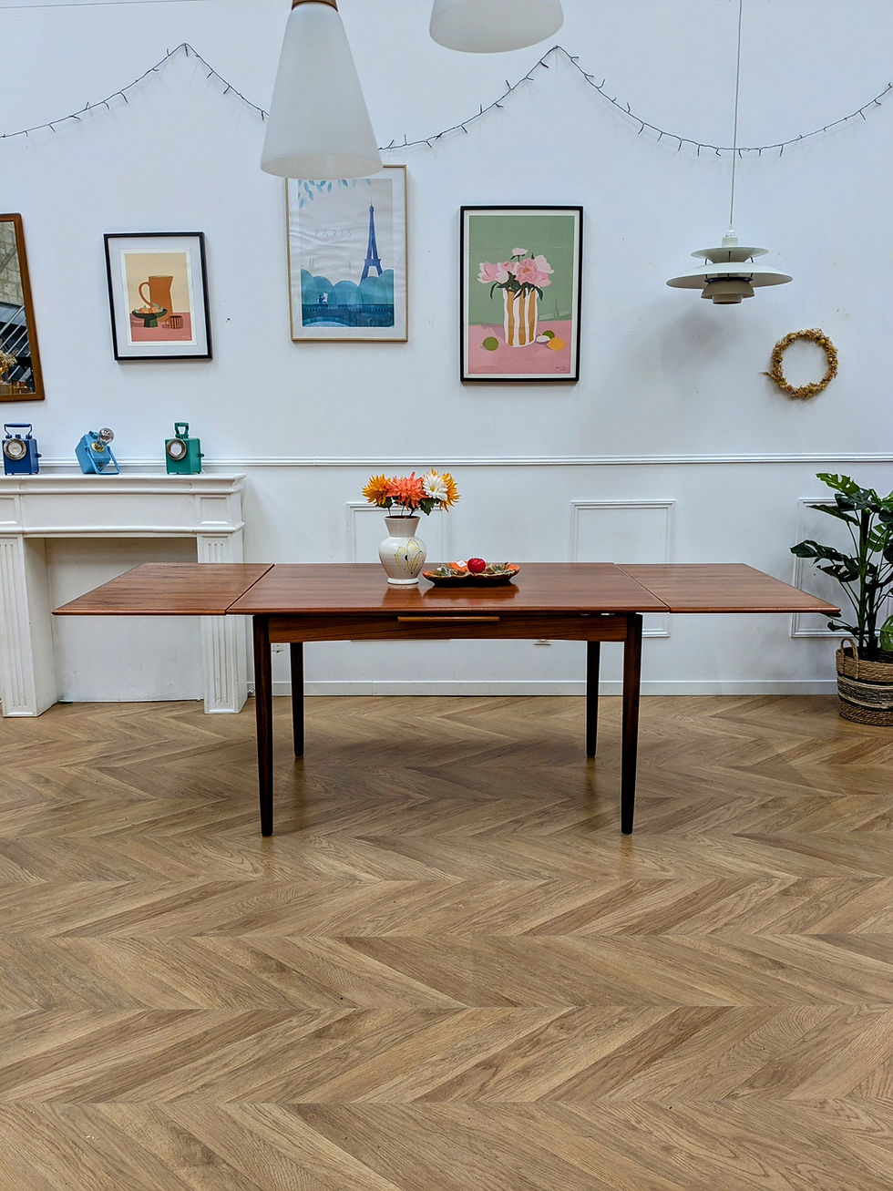 Miniature : Table scandinave en teck