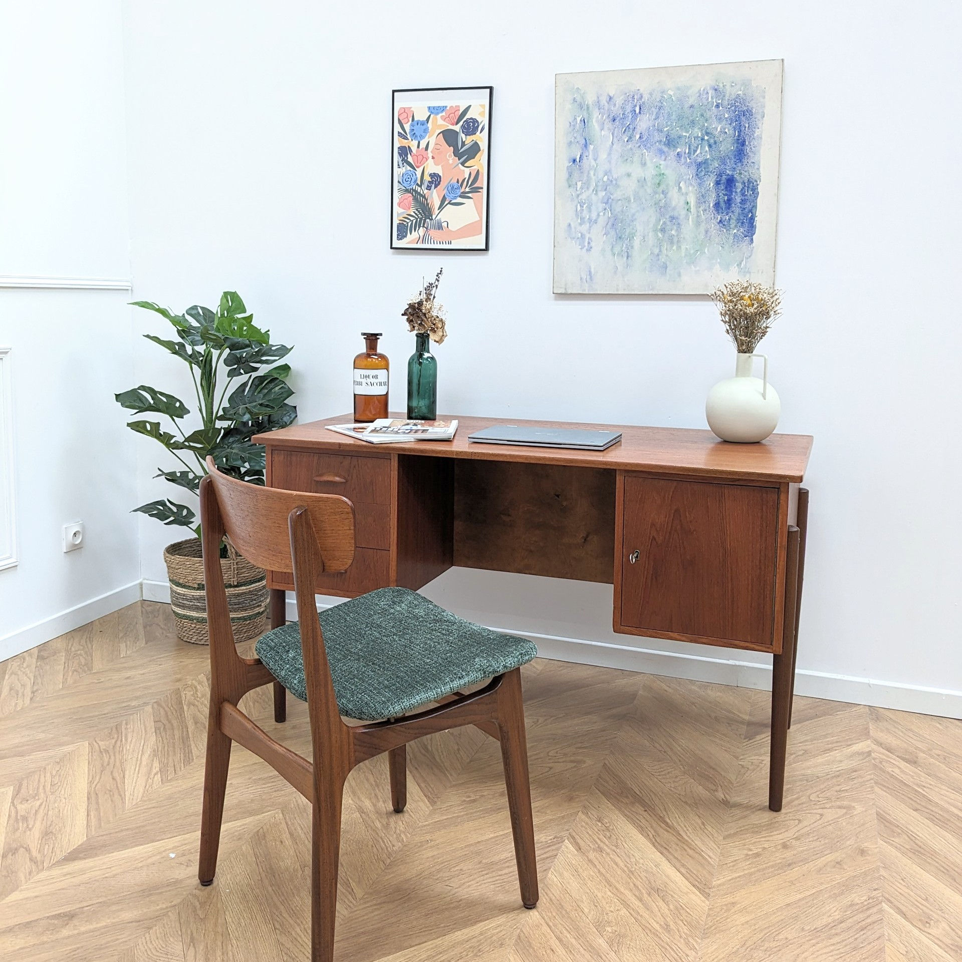 Bureau Scandinave vintage en teck