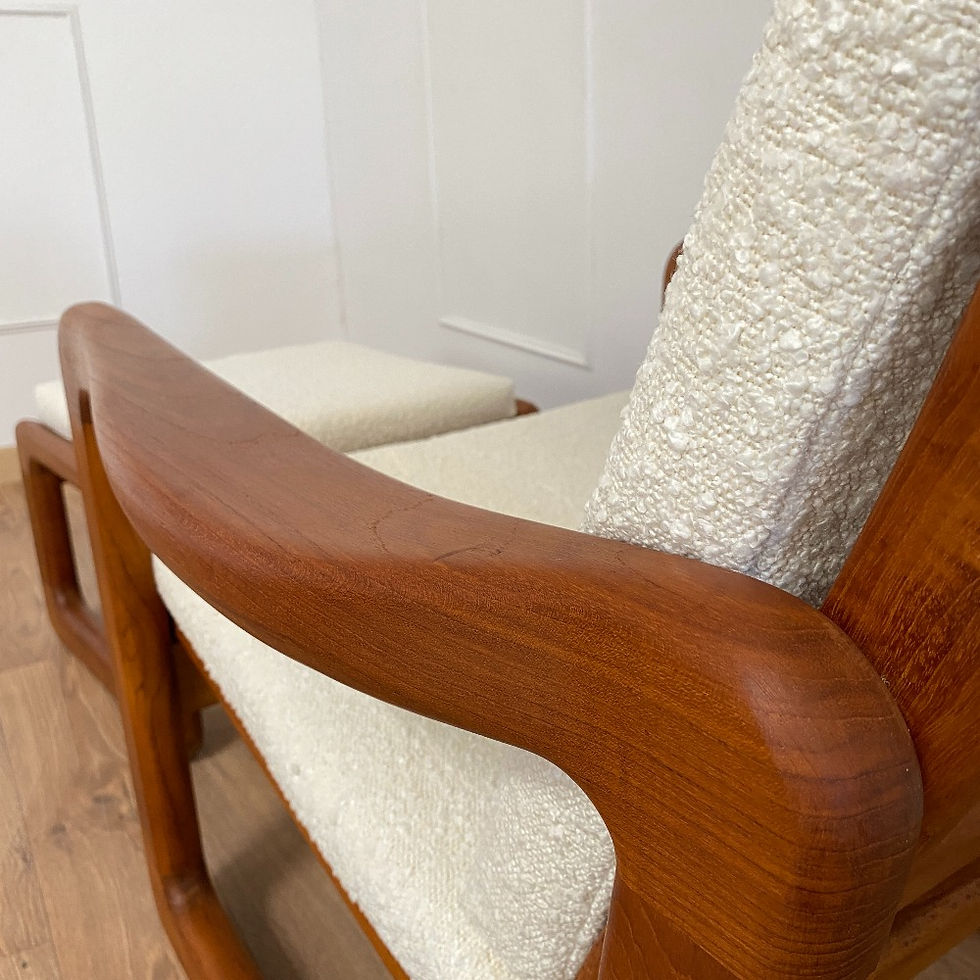 détail accoudoir du canapé