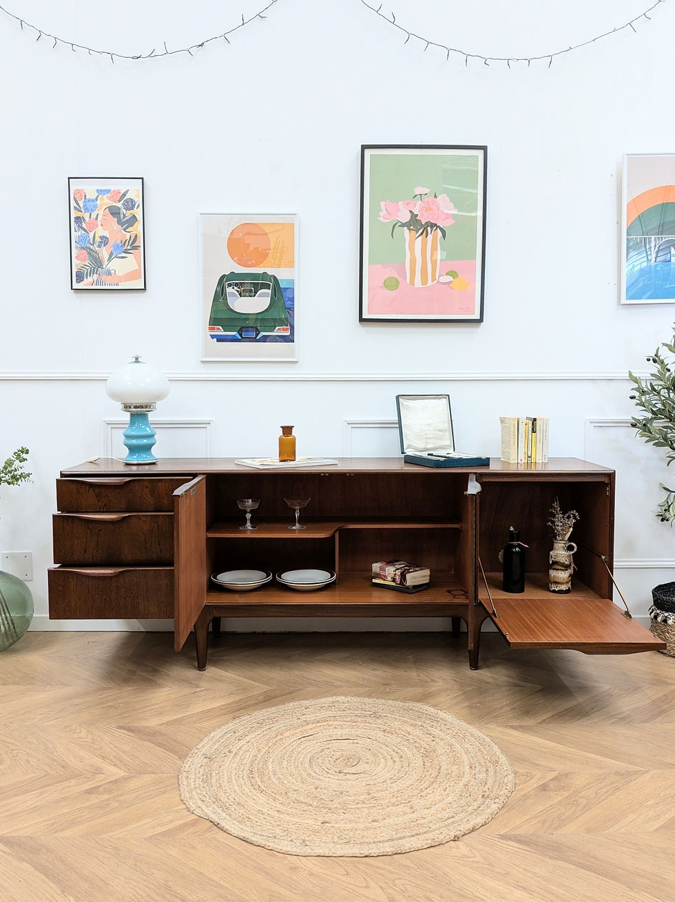 Thumbnail: Enfilade vintage scandinave Macintosh