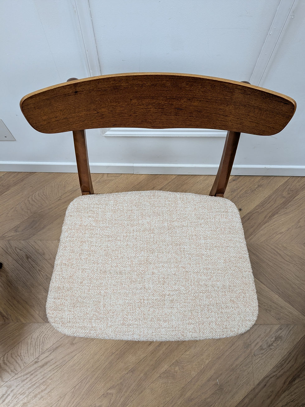 Miniature : 4 Chaises en teck clair