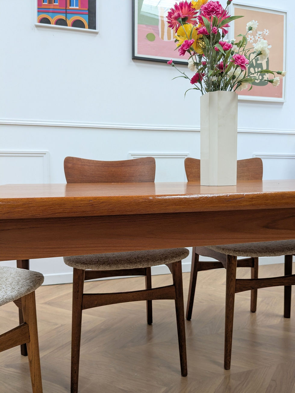 Miniature : Table Henning Kjaernulf