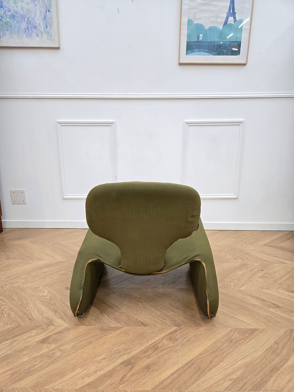 Miniature : Fauteuil design Djinn par Olivier mourgue couleur kaki