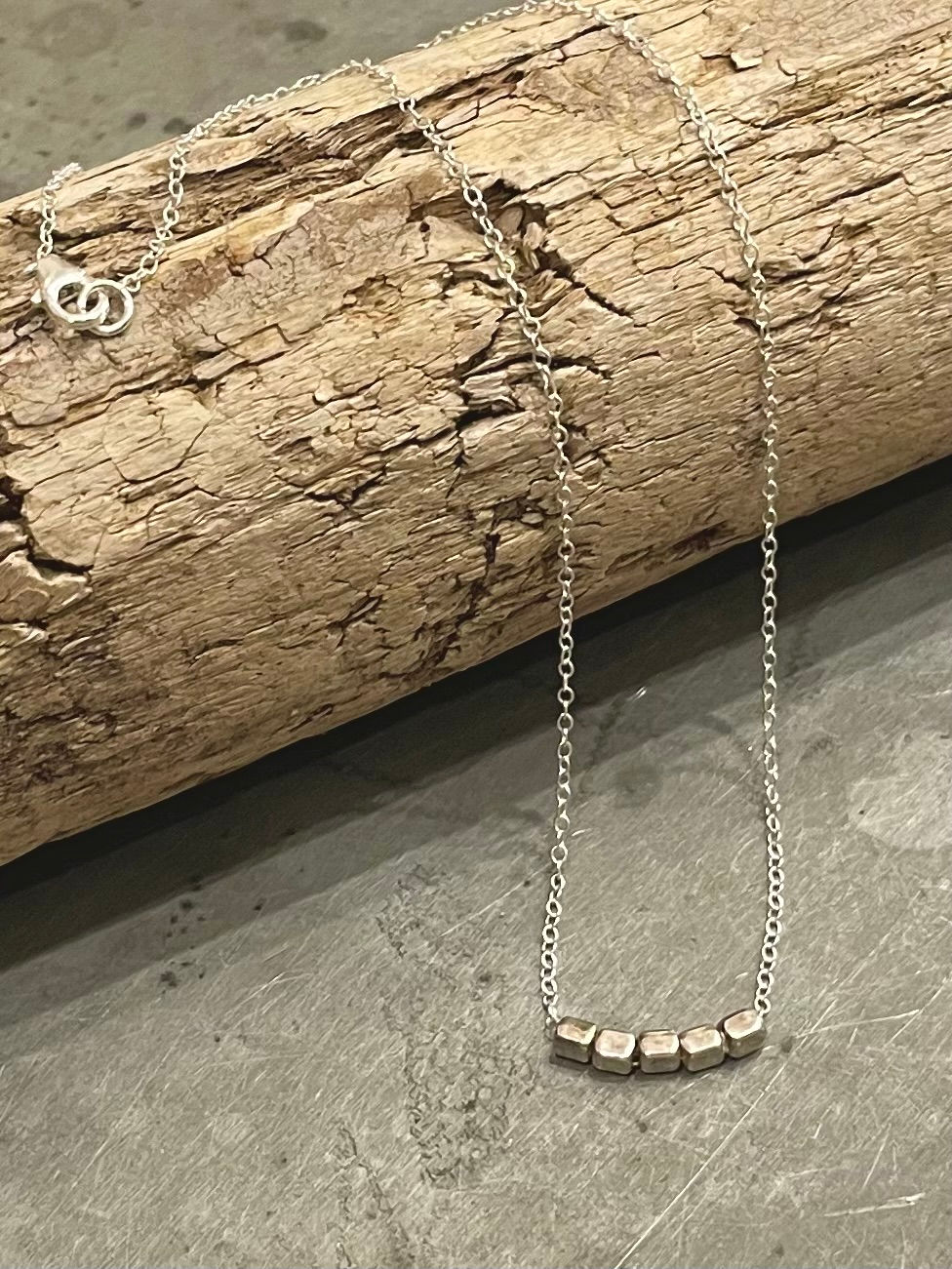 Miniature : Collier Frioul Cubes
