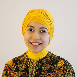 Foto Bu Uri - Elly Rahmawati_edited.jpg