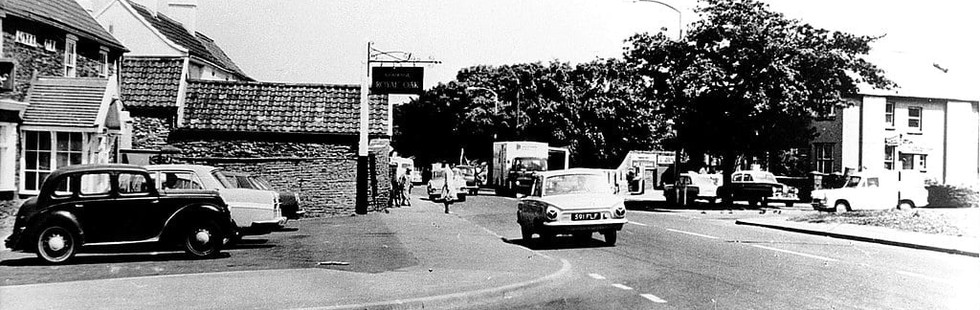 Royal Oak Winterbourne RM bygone bristol.jpg