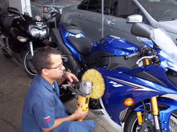 100_0778-MOTO R1