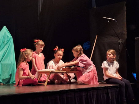 XXVIII Spotkania Teatralne „BAWMY SIĘ W TEATR” w Szczebrzeszynie.