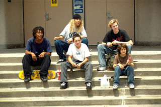 Lo mejor en películas y documentalesOFF THE WALLvol. 2 - Presentado por VANS