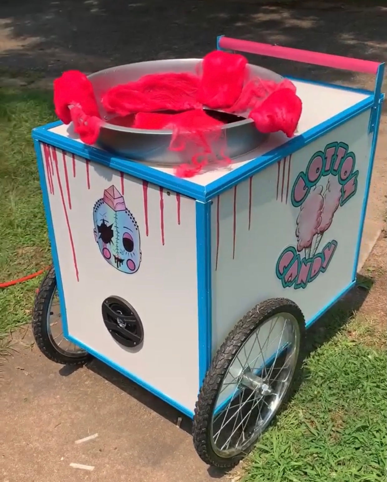 Cotton Candy Mobile Actor Cart Animatronic