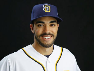 Escogido contrata al infielder Carlos Asuaje y al zurdo Chris Jones como refuerzos