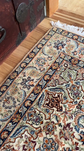 ペルシャ絨毯　イスファハン ラグ ペルシャ絨毯｜魔法のじゅうたん｜通販・メンテナンスは全国対応