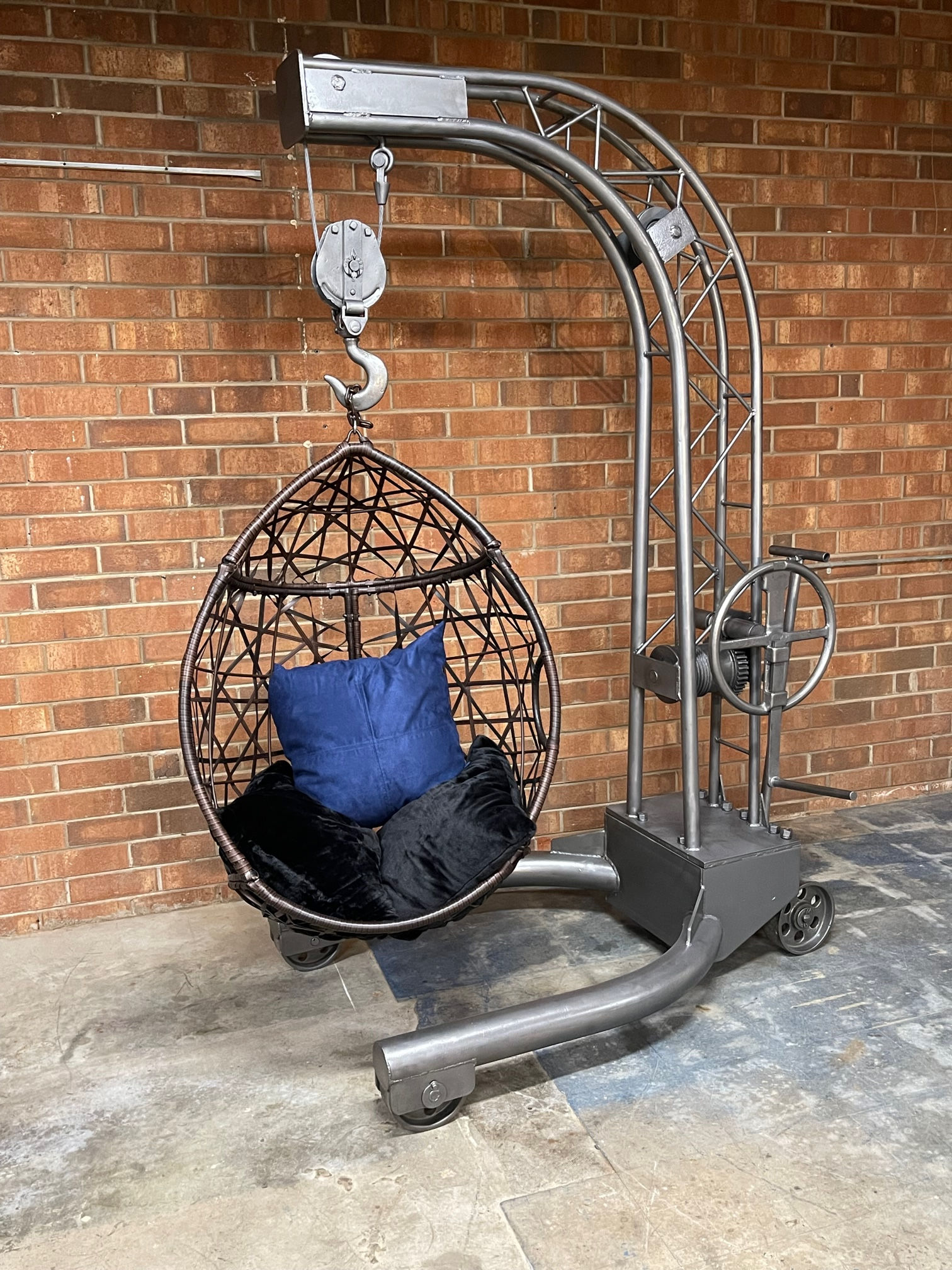 Canton ACME Hill Crane Size #4