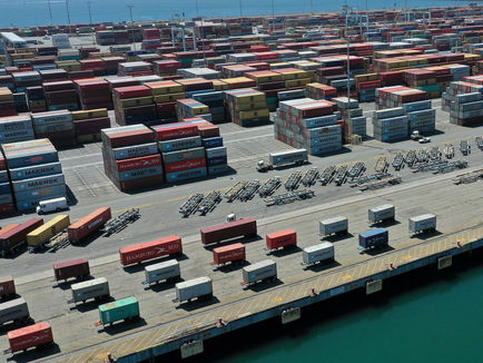 THE CAUSES AND EFFECTS OF DEMURRAGE 