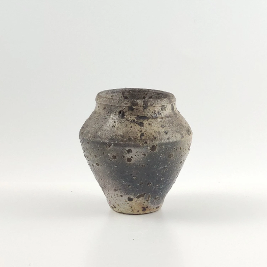 Thumbnail: Small vase