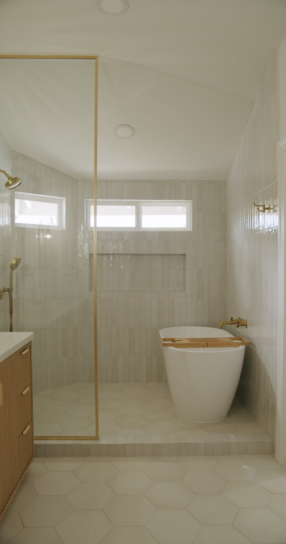 Stills 2 Vertical Nested348.png