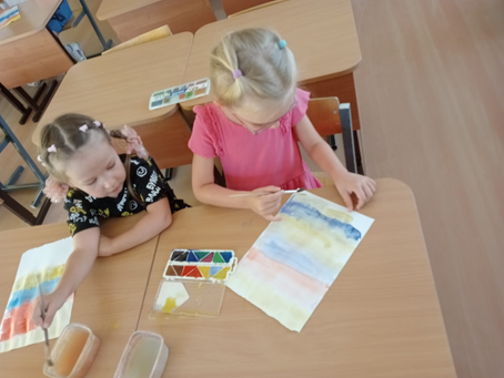 В сентябре распахнула двери художественная мастерская для старших дошкольников.