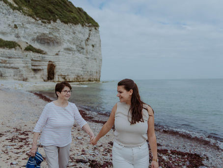 Des souvenirs précieux avec Océlia et sa Grand-mère à Yport