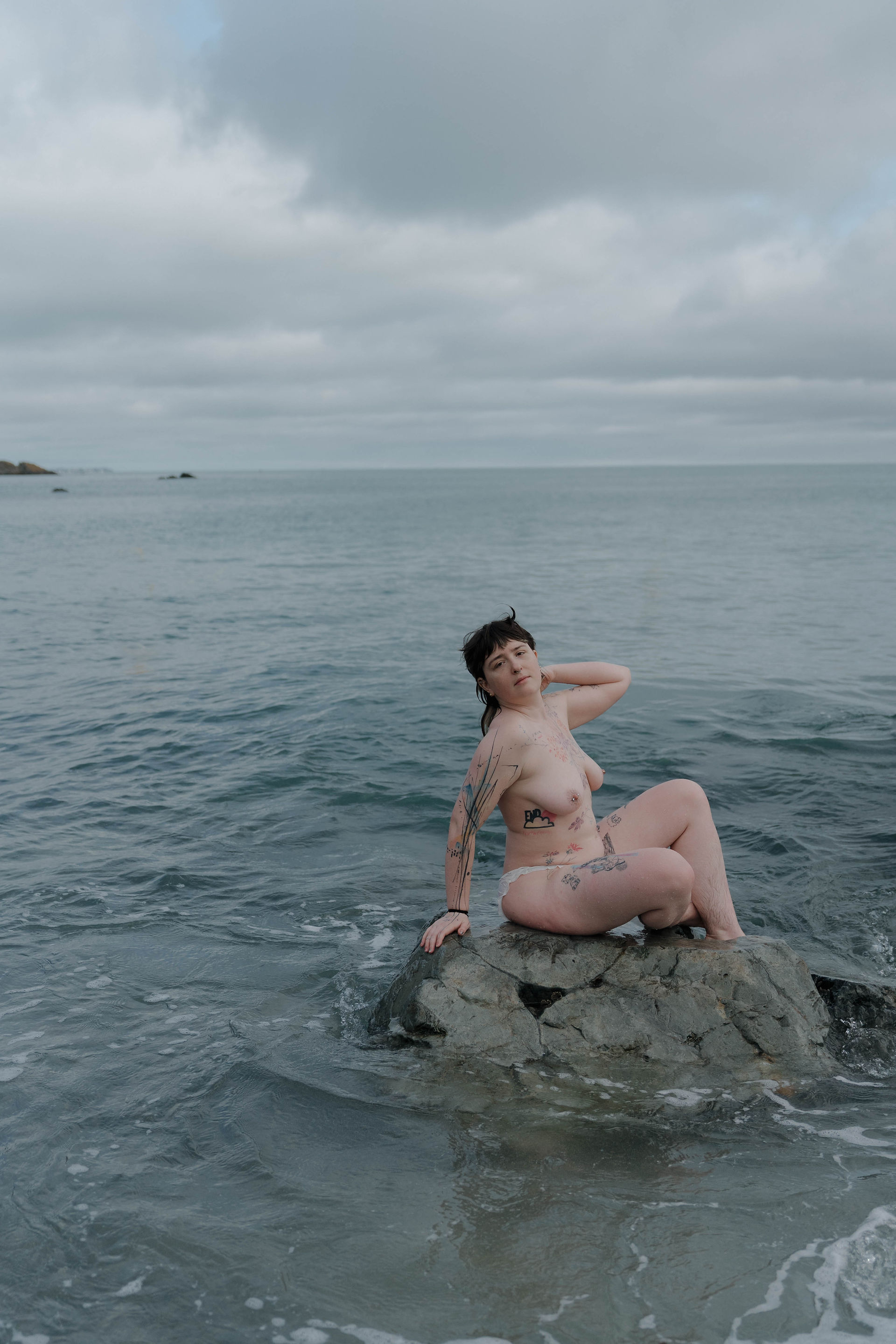Une séance tatouage et portrait avec Sasha à Martin-Plage