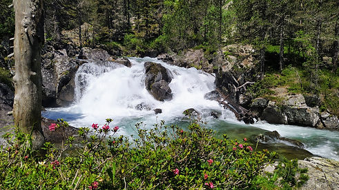 gite-ossun-cascade