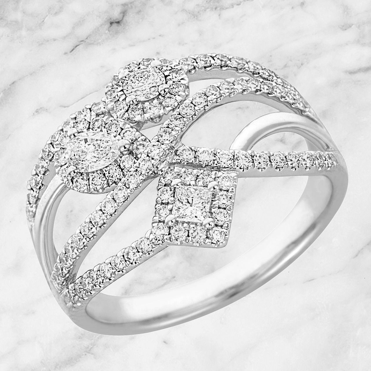 vvs1-Pour Vous Collection 18k Gold 0.75 TCW Diamonds Vintage  Cocktail Ring