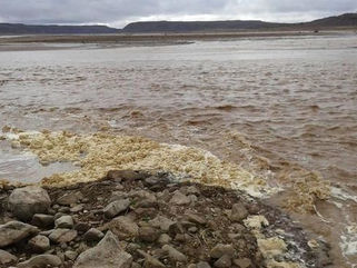 Die Omarururivier het in die nagtelike ure van gisteroggend die tweede keer binne drie dae in ‘n vol