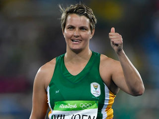 Viljoen wins javelin silver for SA