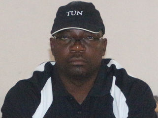 Teachers' union threatens action over 16 June